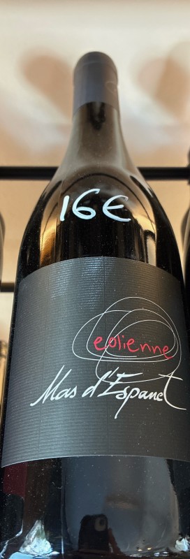 Mas d’Espanet situé à Saint Mamert du Gard, cuvée éolienne blanc et rouge, Créta emphora